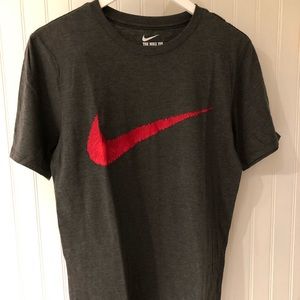 Grey Nike T Shirt